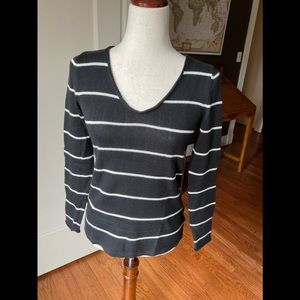 Old Navy Sweater
